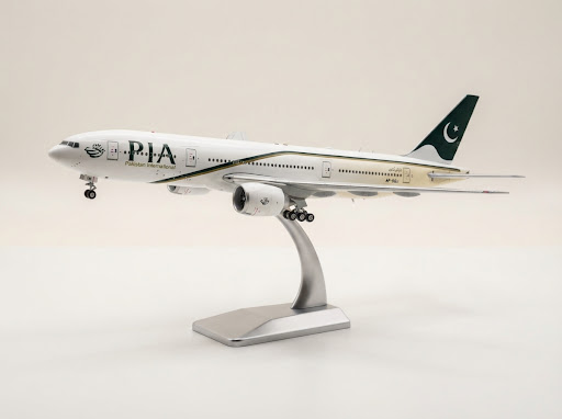 PIA Boeing 777-200ER Model